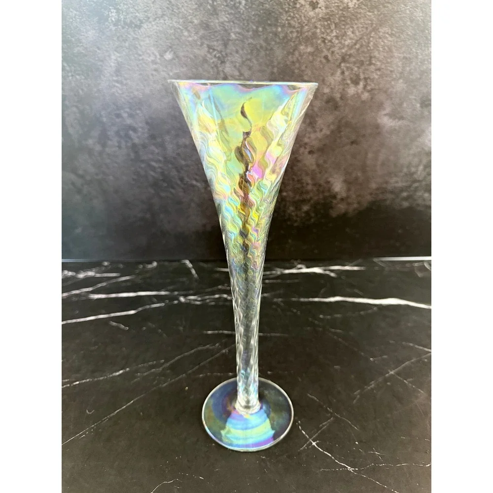Iridescent Trumpet Hollow Stem Diamond Swirl 9.75in Fluted Champagne Glasses
